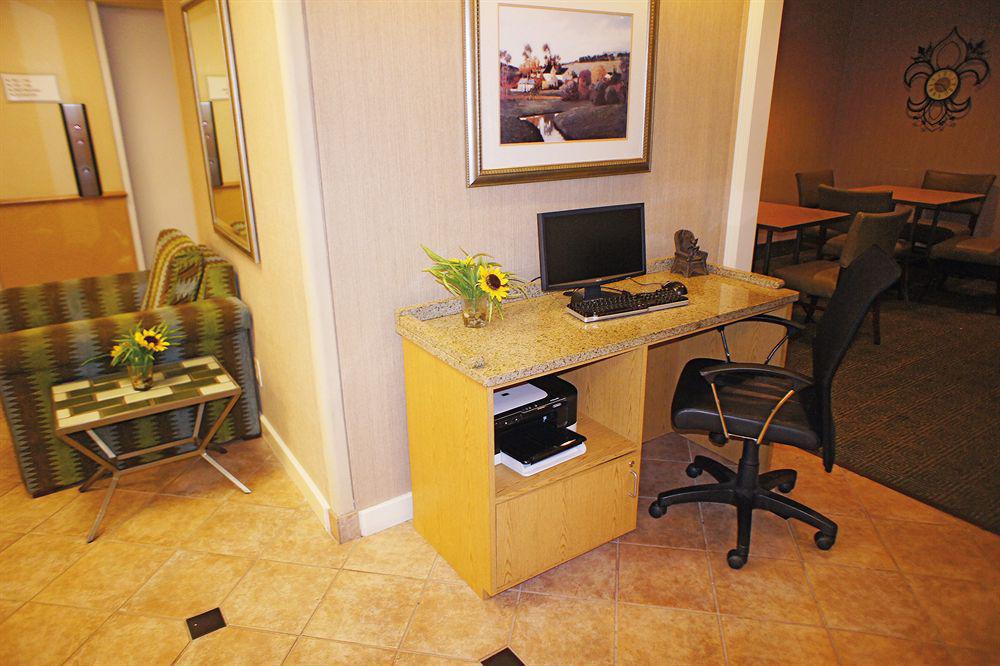 Baymont By Wyndham Jackson Hotel Exterior photo