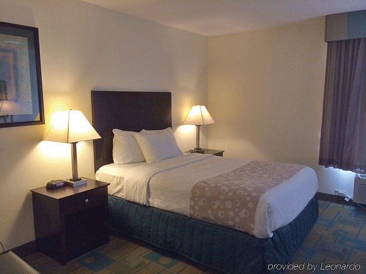 Baymont By Wyndham Jackson Hotel Exterior photo